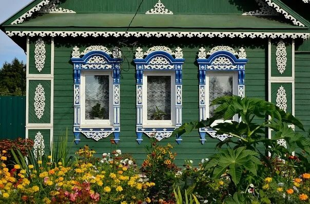 Покупка дома в деревне оформление Russia, Kostroma region, summer in the village, house with carvings ФотоПутешест