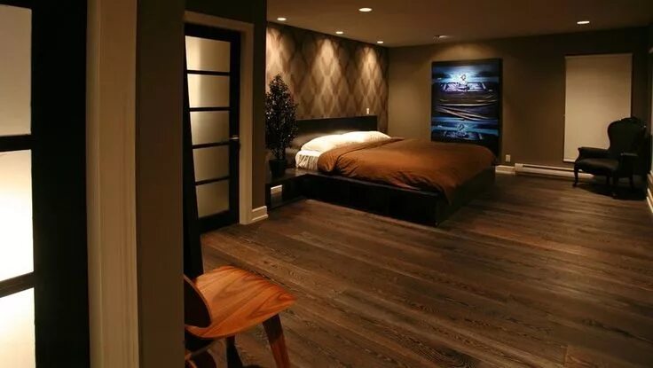 Пол интерьер спальни Contemporary Master Bedroom LOVE THE LIGHTING! with Hardwood floors, interior wa