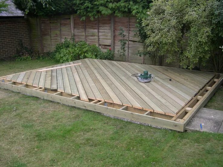 Пол из кирпича в беседке своими руками Home Decking Ideas - Sun Deck in Berden Deck garden, Patio deck designs, Pergola