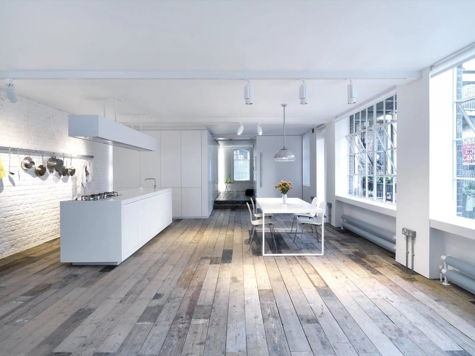 Пол в квартире в стиле лофт Bermondsey Warehouse - Projects - Form studio Loft magazzino, Spazi loft, Appart