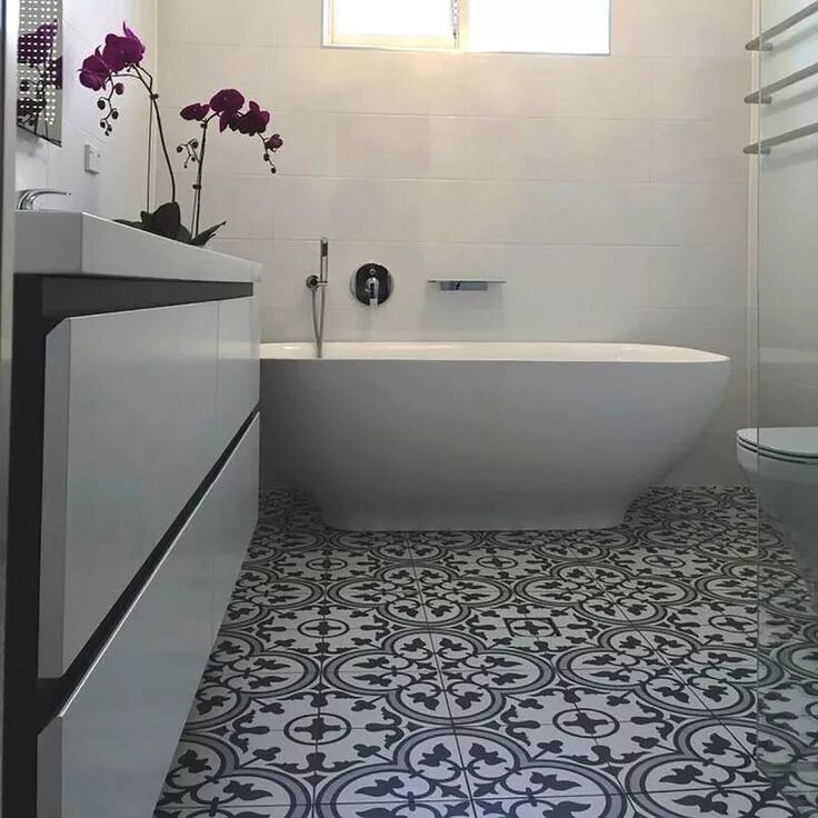 Пол ванной комнате плитка дизайн Artea 10" x 10" Porcelain Field Tile & Reviews AllModern Porcelain flooring, Bat