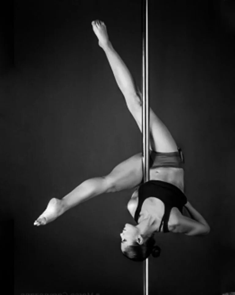 Поле дэнс фото Pin by Natallya Bulavetskaya on Pole Pole dancing fitness, Pole fitness, Pole da