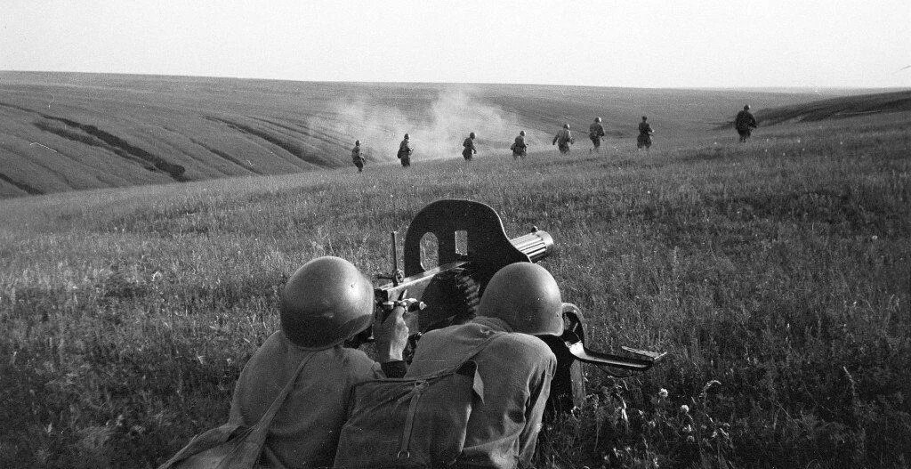 Поле война фото Чудеса на войне: реальные истории спасения, рассказанные участниками - Православ