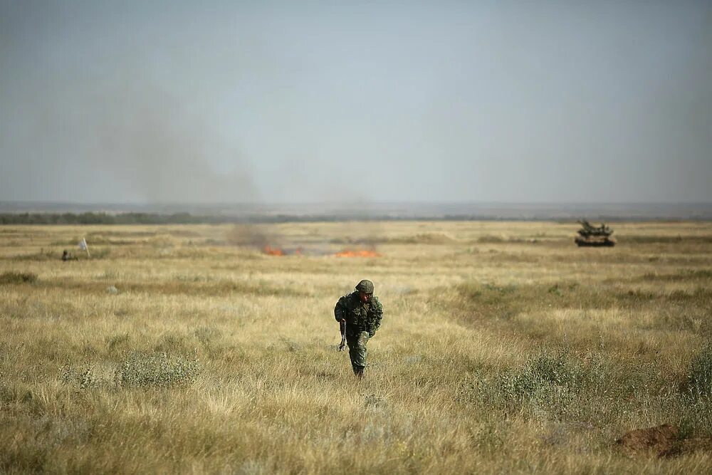 Поле война фото Под Волгоградом разгромили условного противника