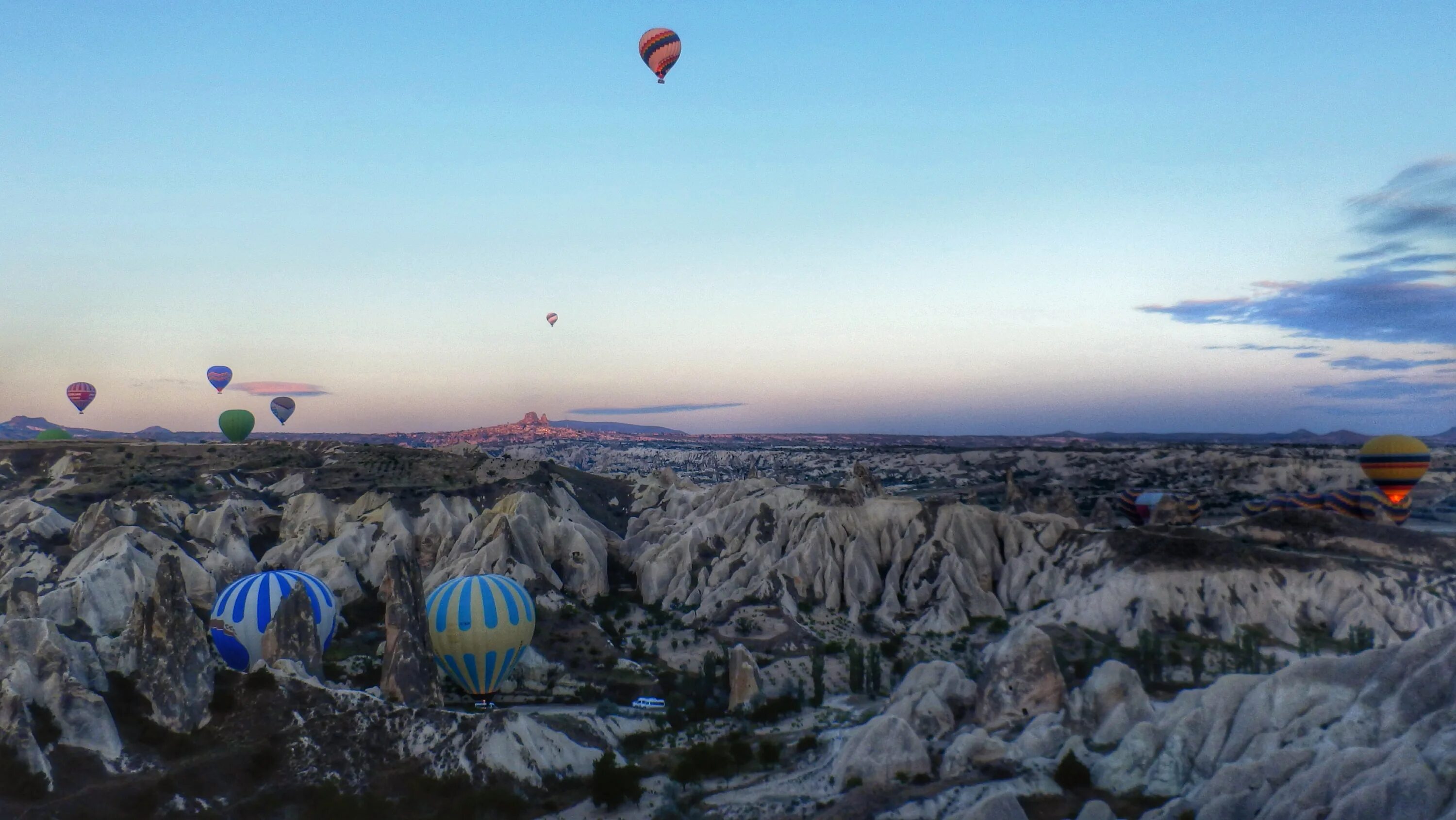 Полет на шаре невшехир невшехир меркез фото File:50180 Göreme-Nevşehir Merkez-Nevşehir, Turkey - panoramio (13).jpg - Wikime