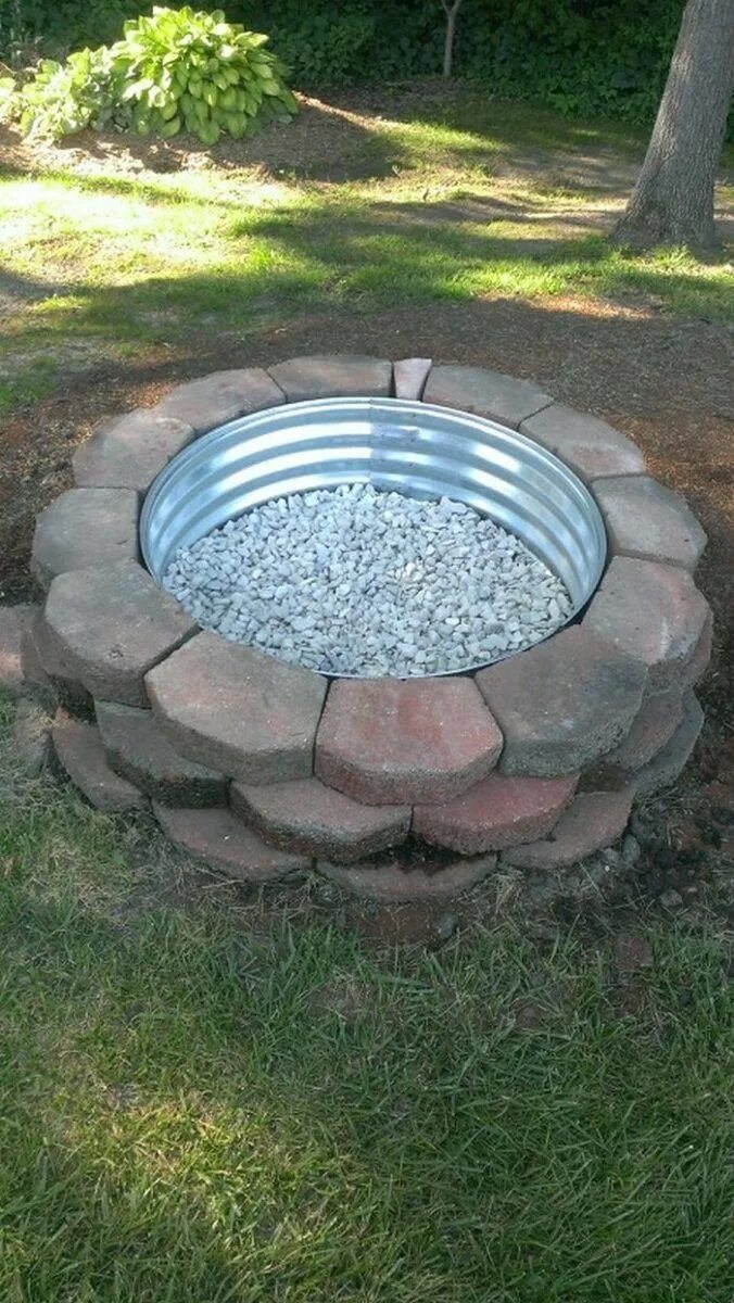 Полезные самоделки для дачи Build a fire pit from cement landscape blocks - DIY projects for everyone! Fire 