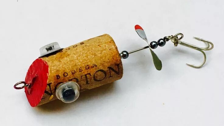 Полезные самоделки для рыбалки How To Make a Pinwheel Lure from Corks and Beer Cap -DIY Fishing - Lure Chong Ch