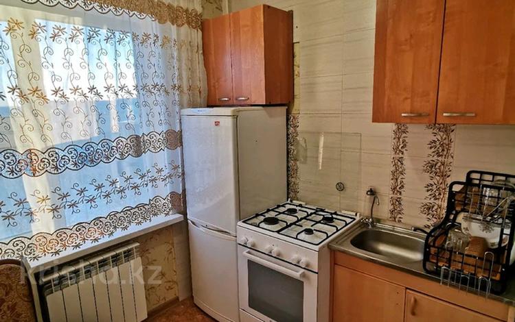 Поликлиника 5 2 й микрорайон 10 фото Аренда 1-комнатной квартиры - № 698701639: 5 микрорайон - На против городской бо