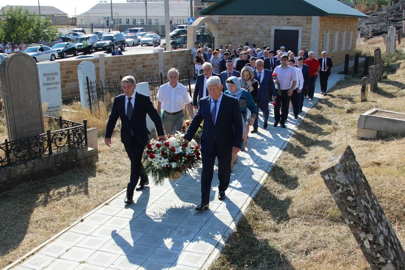 Поликлиника капир казмаляр фото Литературный фестиваль "Дни Белых журавлей" стартовал в столице Дагестана - Лезг