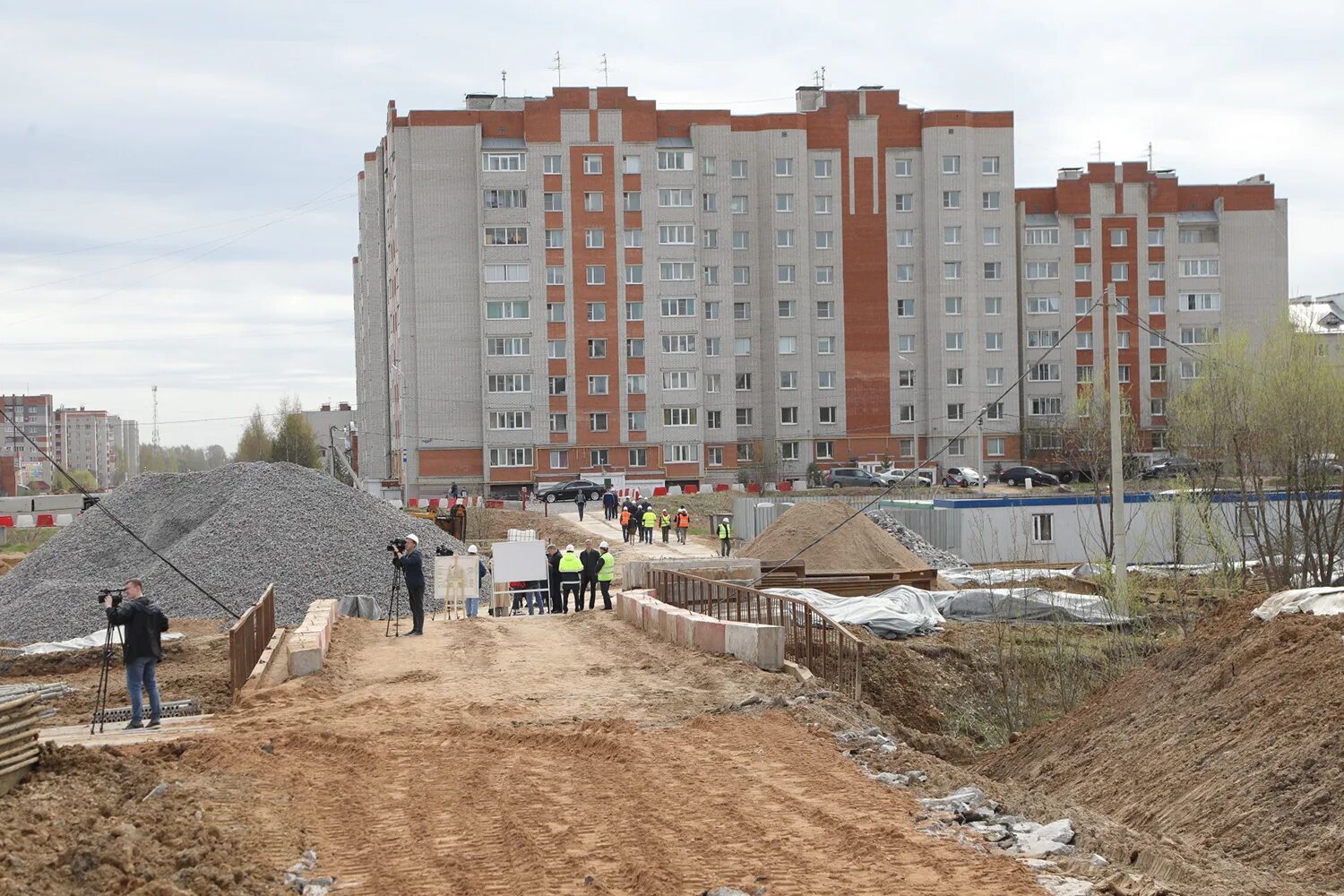 Поликлиника вологда улица поэта александра романова фото Строительство улицы Поэта Романова в Вологде завершено на треть