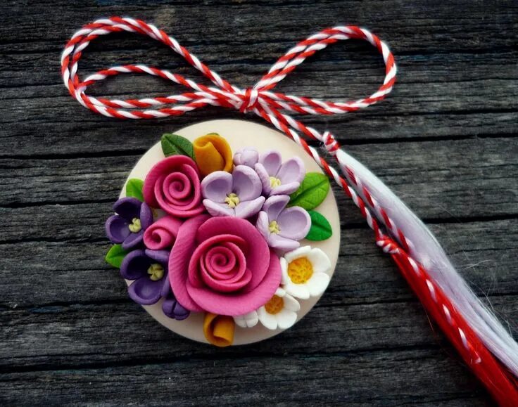 Полимерная глина для лепки поделки фото Martisoare 2015 Polymer clay flower jewelry, Polymer clay jewelry diy, Polymer c