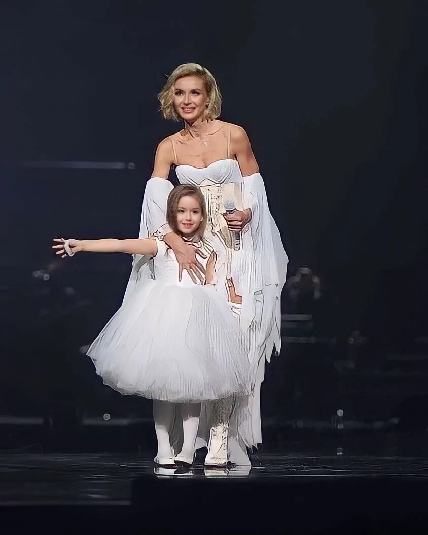 Полина гагарина дочь фото Polina Gagarina / Полина Гагарина Аэропортовый стиль, Модели, Певицы