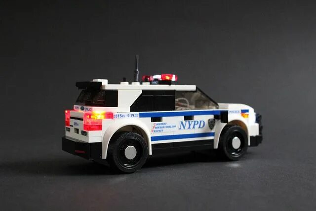 Полицейская машина самоделка Ford Explorer NYPD Lego police, Lego cars, Lego fire