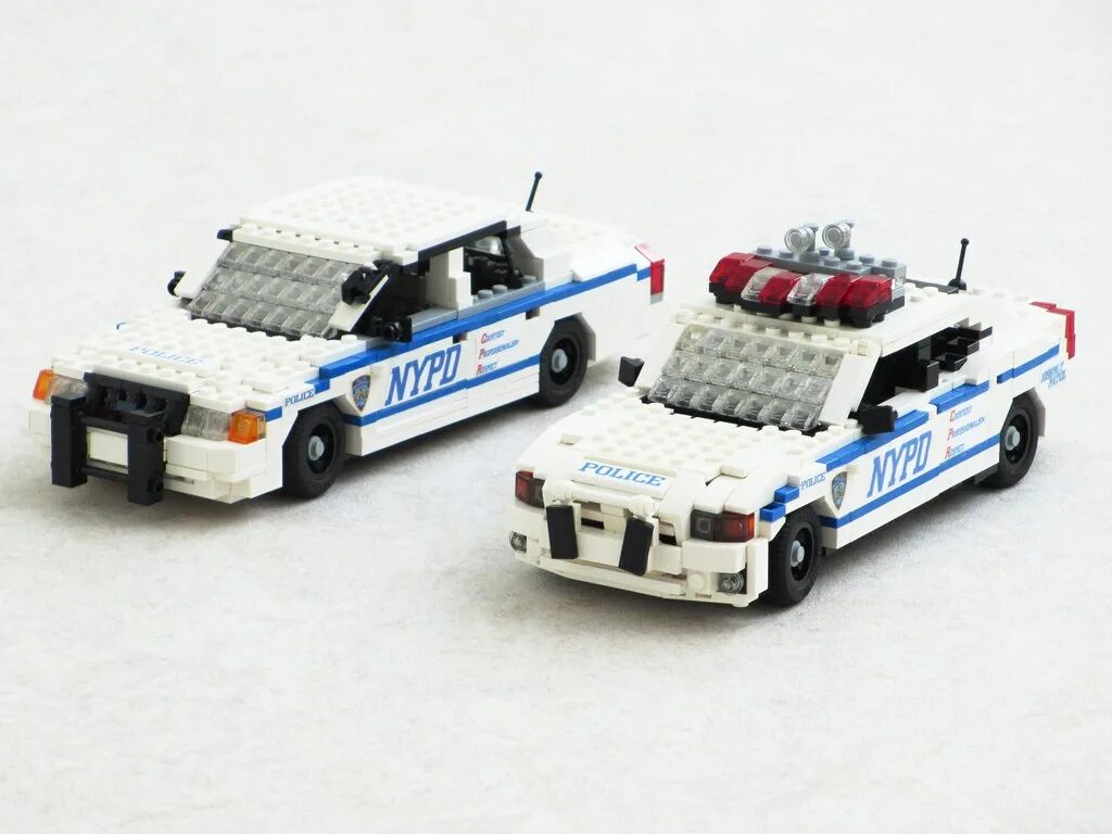 Полицейская машина самоделка NYPD patrol cars The NYPD uses many different types of veh. Flickr