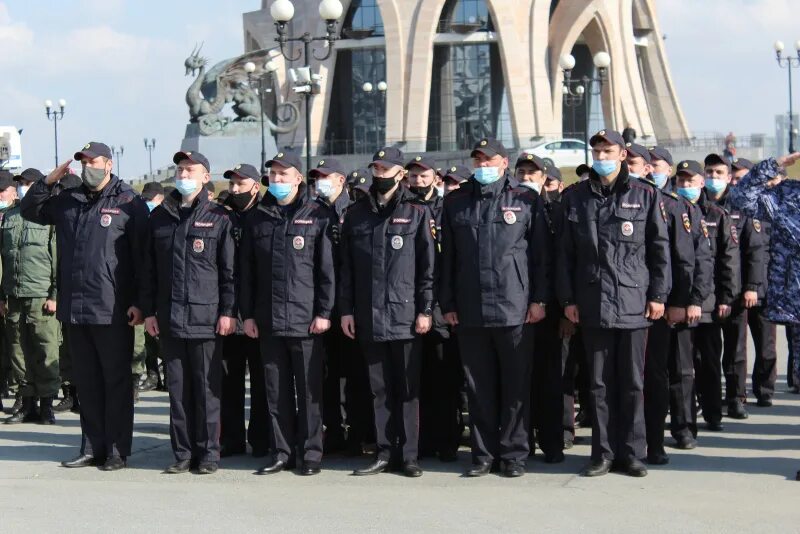 Полиция казани фото В Казани состоялся гарнизонный развод подразделений столичной полиции и Войск на