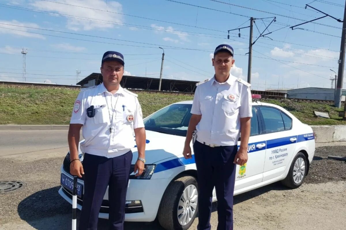 Полиция краснодар фото В Краснодаре полиция сопроводила в больницу водителя с месячным ребенком АиФ Кра