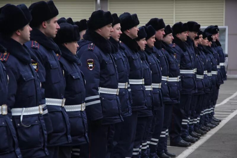 Полиция красноярск фото Начальник ГУ МВД по краю Александр Речицкий поблагодарил за службу сотрудников п