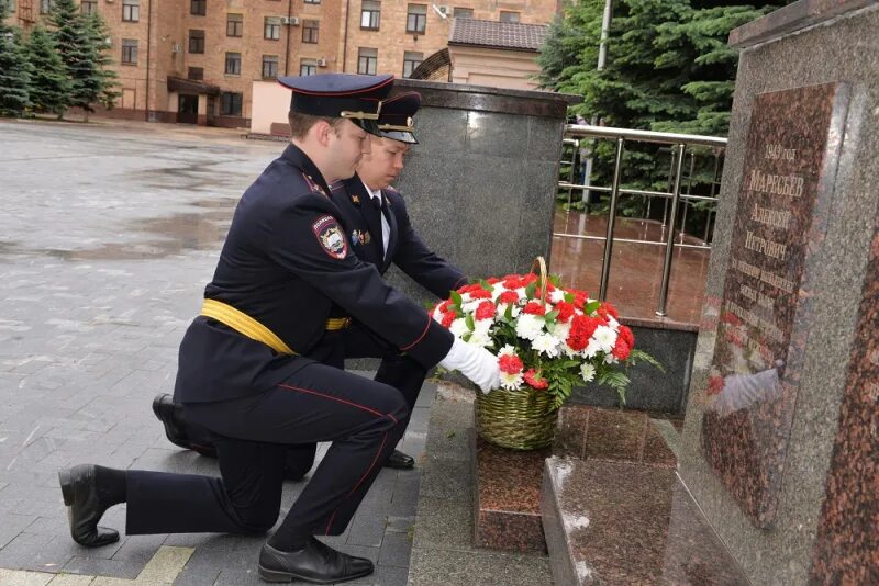 Полиция российской федерации фото 305-летие со Дня образования российской полиции