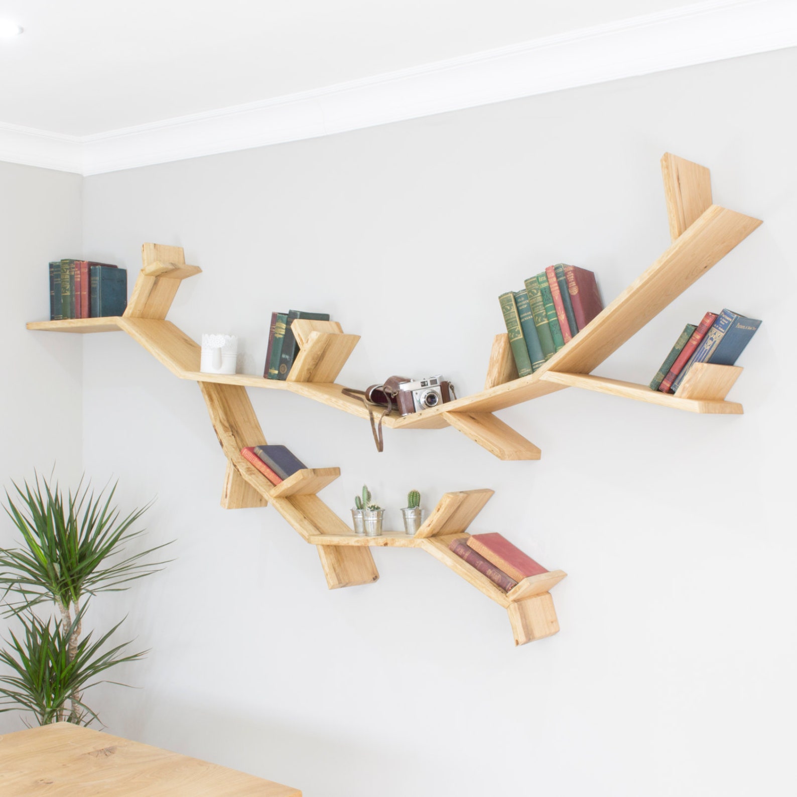 Полка дерево фото The Willow Tree Branch Shelf Etsy