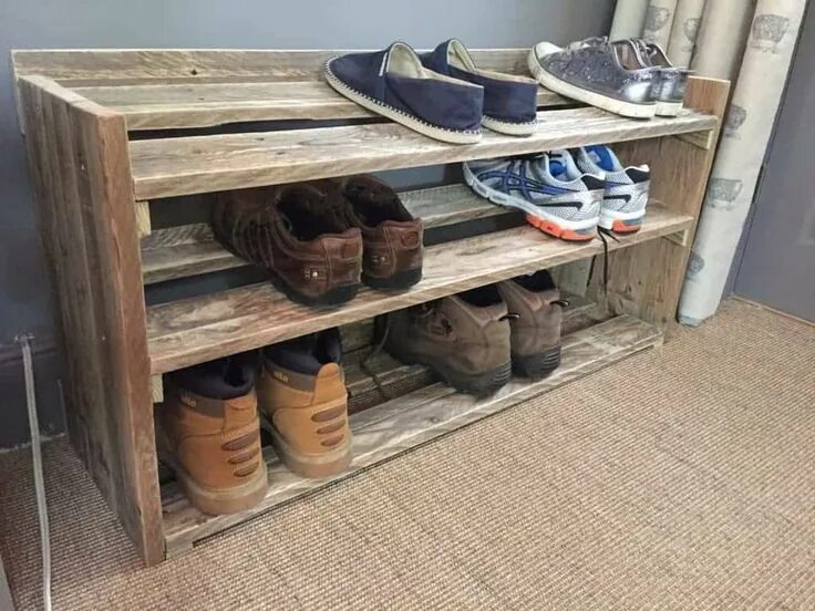 Полка для обуви деревянная своими руками фото Sapateira de Pallet: Preço e Como fazer +155 Fotos! - TC Diy shoe rack, Wood sho