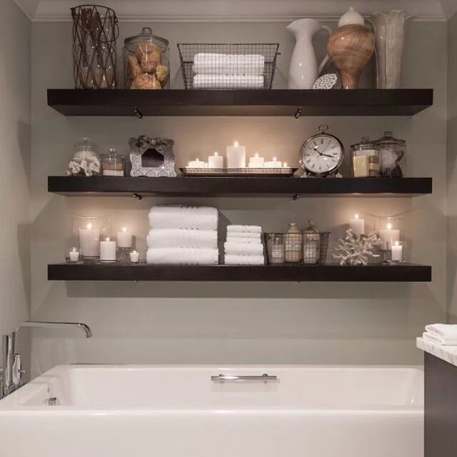 Полка в стене в ванной фото the_real_houses_of_ig's photo on Instagram Bathroom shelf decor, Floating shelve