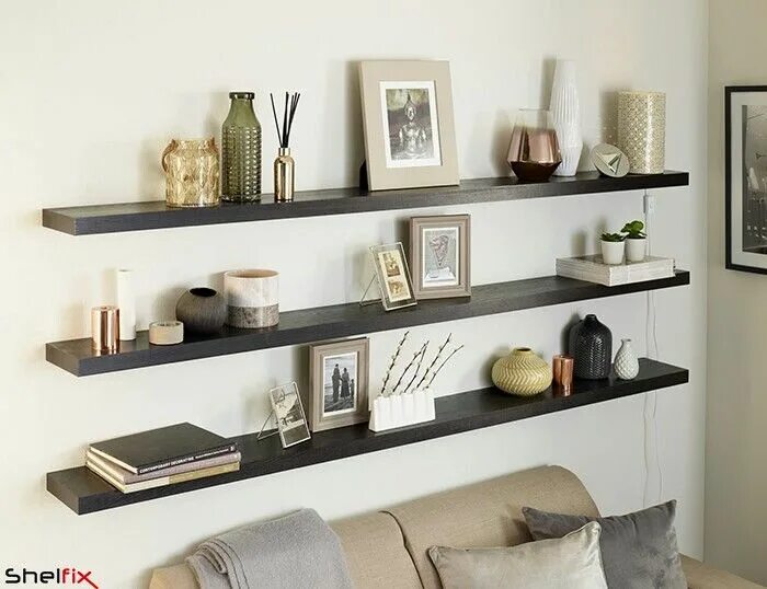 Полки дизайн фото Pin on Depa Floating shelves bedroom, Floating shelves living room, Black floati