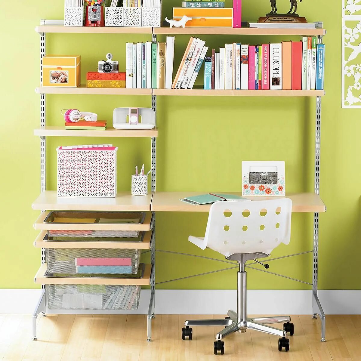 Полки для школьного стола фото Elfa Décor Freestanding Study Zone Shelving, Elfa shelving, Decor