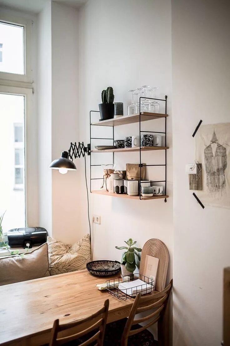 Полки кухне над столом фото Small shelf in the kitchen. #kitchen #shelf #small Haus interieurs, Wandregal ho