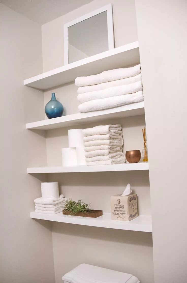 the_real_houses_of_ig's photo on Instagram Bathroom shelf decor, Floating shelve