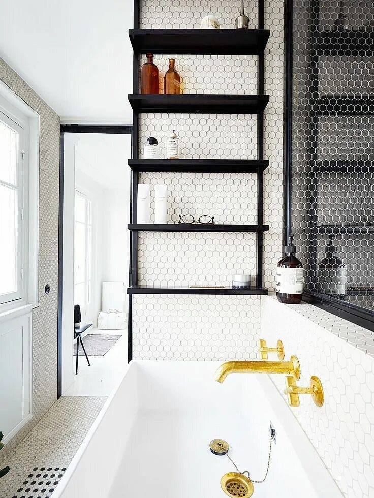 Полки в ванной комнате дизайн 25 Small Bathroom Design Ideas With Major Chic Factor Tiny bathrooms, Bathroom i