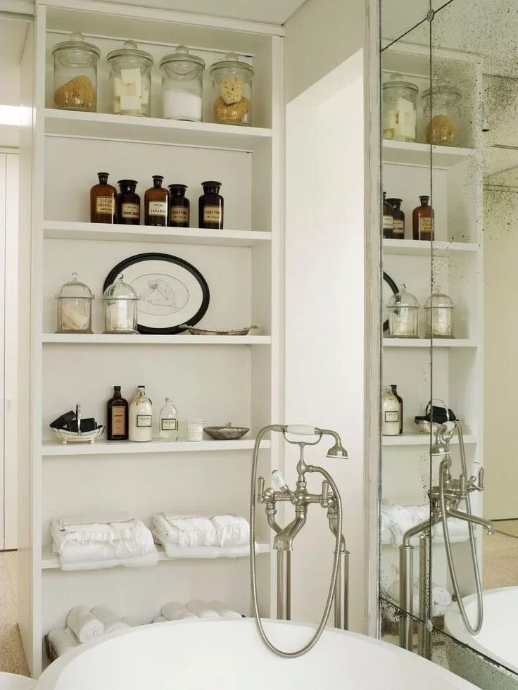 Полки в ванную комнату фото в интерьере apothecary bathroom - Bing Bathroom decor, Bathroom inspiration, Shabby chic bat