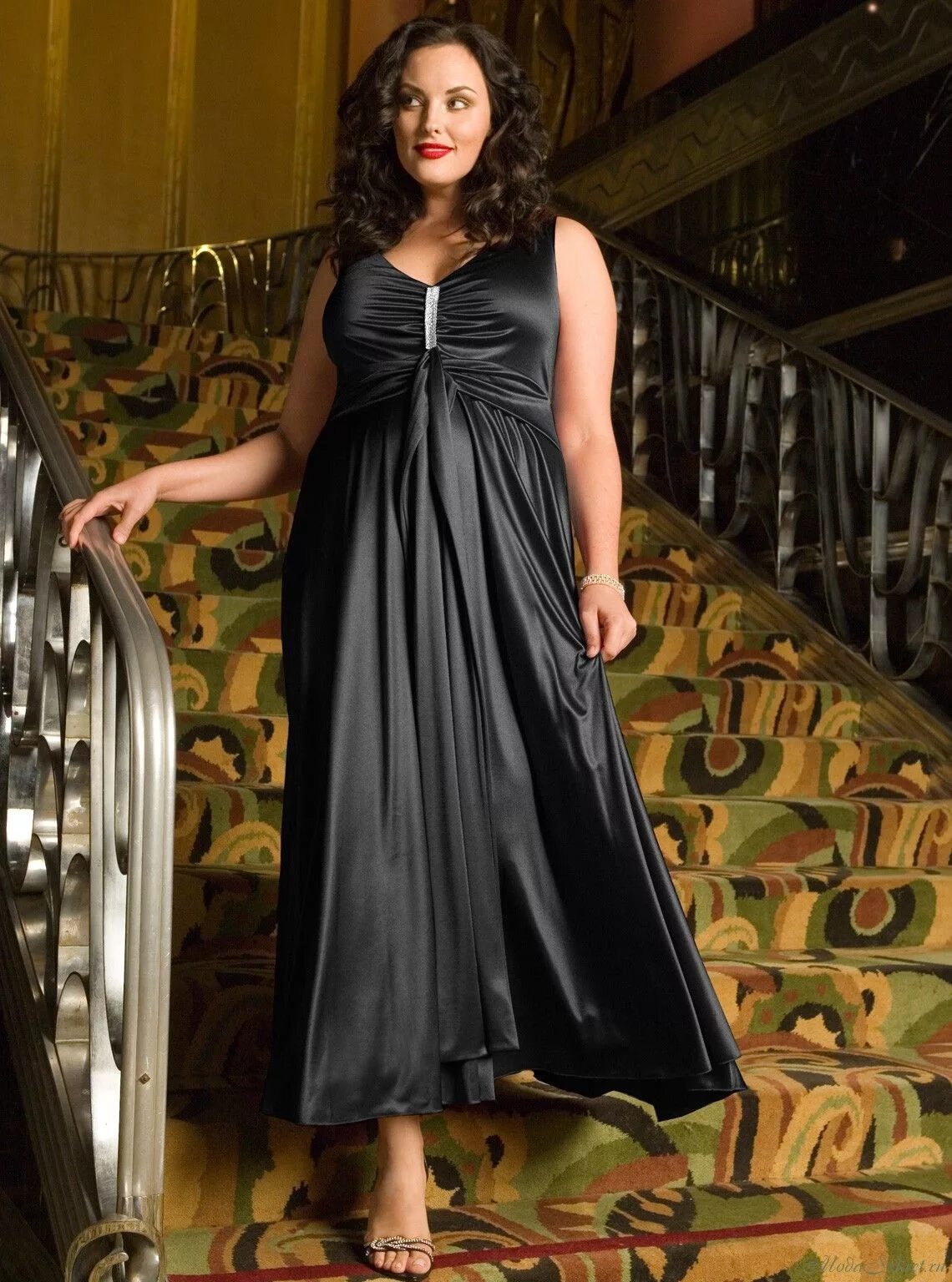 Полная девушка платье красивое фото Российский Сервис Онлайн-Дневников Plus size formal dresses, Evening dresses plu