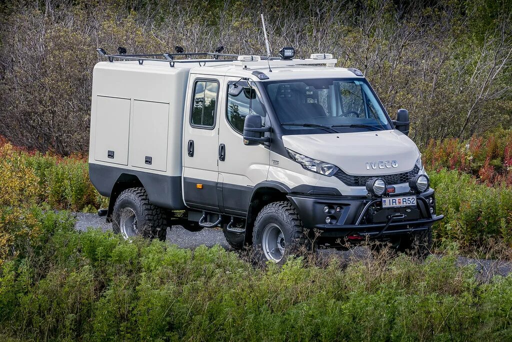 Полноприводные автомобили фото цена AT40 Iveco Arctic Trucks Norge AS Flickr