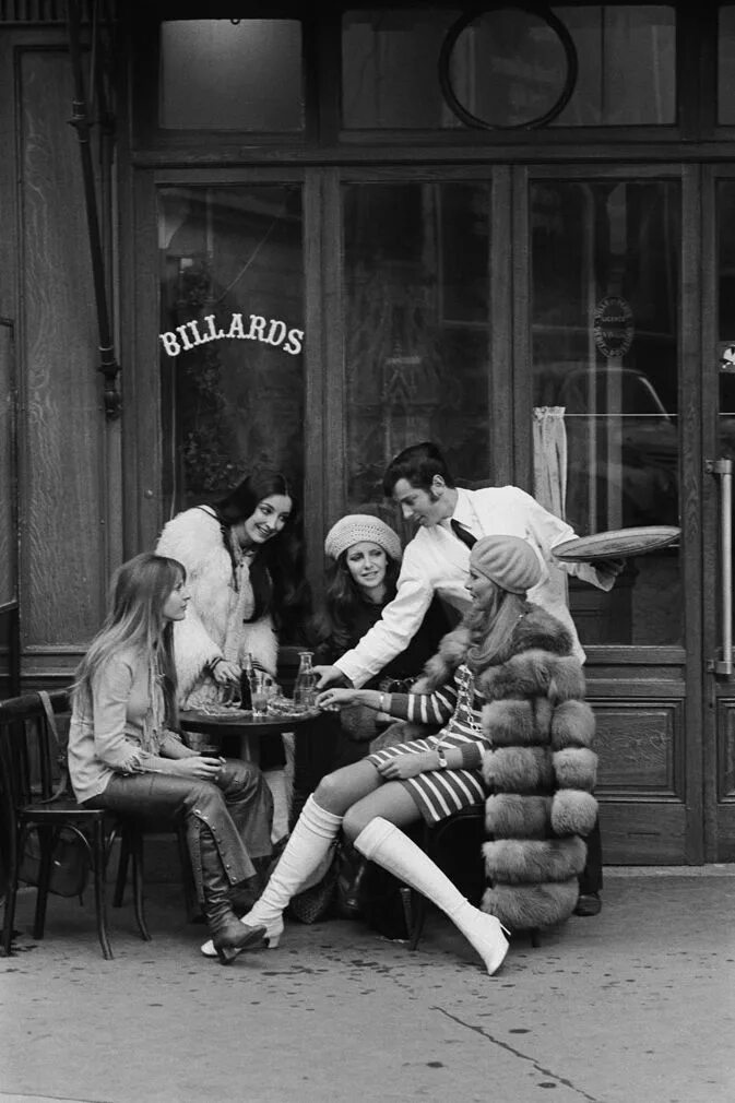 Полные ретро фото Pierre Boulat, Au bistrot, Paris, 1968 Vintage paris, Vintage photography, Photo