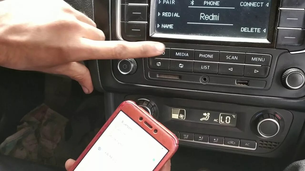 Поло как подключить телефон Volkswagen Polo music system connect with phone - YouTube