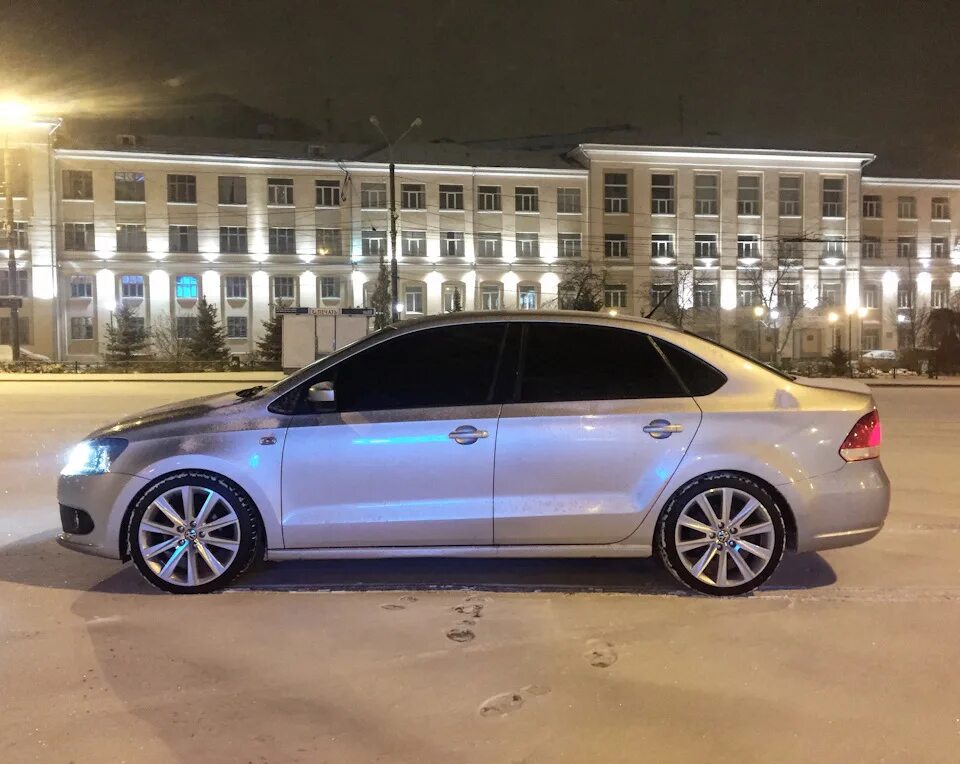 Поло на дисках r16 фото Летние колёса R17 - Volkswagen Polo Sedan, 1,6 л, 2012 года колёсные диски DRIVE