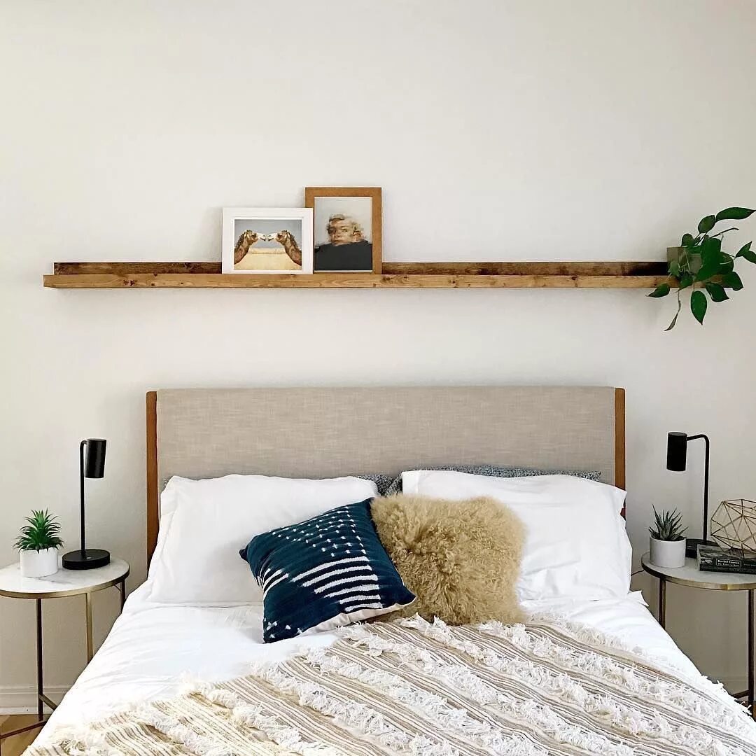 Полочки над кроватью в спальне интерьер See this Instagram photo by @westelm * 9,897 likes Bedroom decor, Interior desig