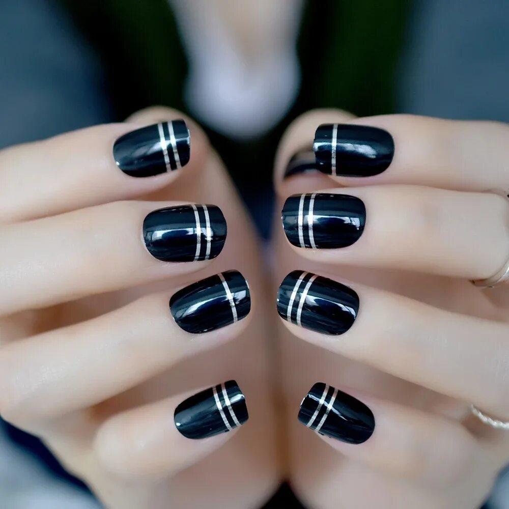 Полоски на черных ногтях фото Classic Black French False Nail Tips For Finger Full Cover Short With Silver Lin