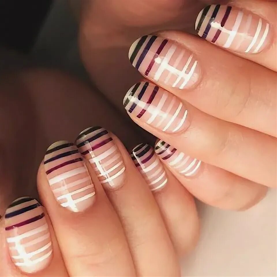 Полосы на ногтях фото Très beaux ongles originaux 4th of july nails, July nails, Christmas nail art