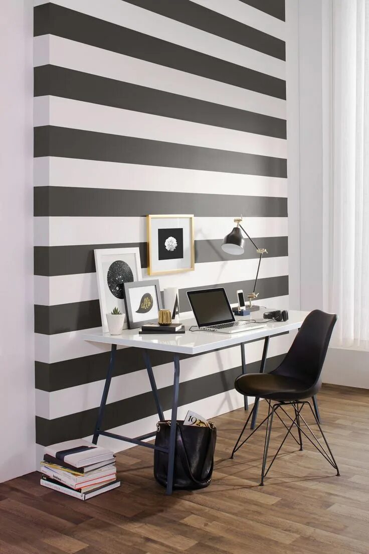 Полосы на стене декор SICO PAINTS Black and white are back! Pair this trendy combination with a geomet