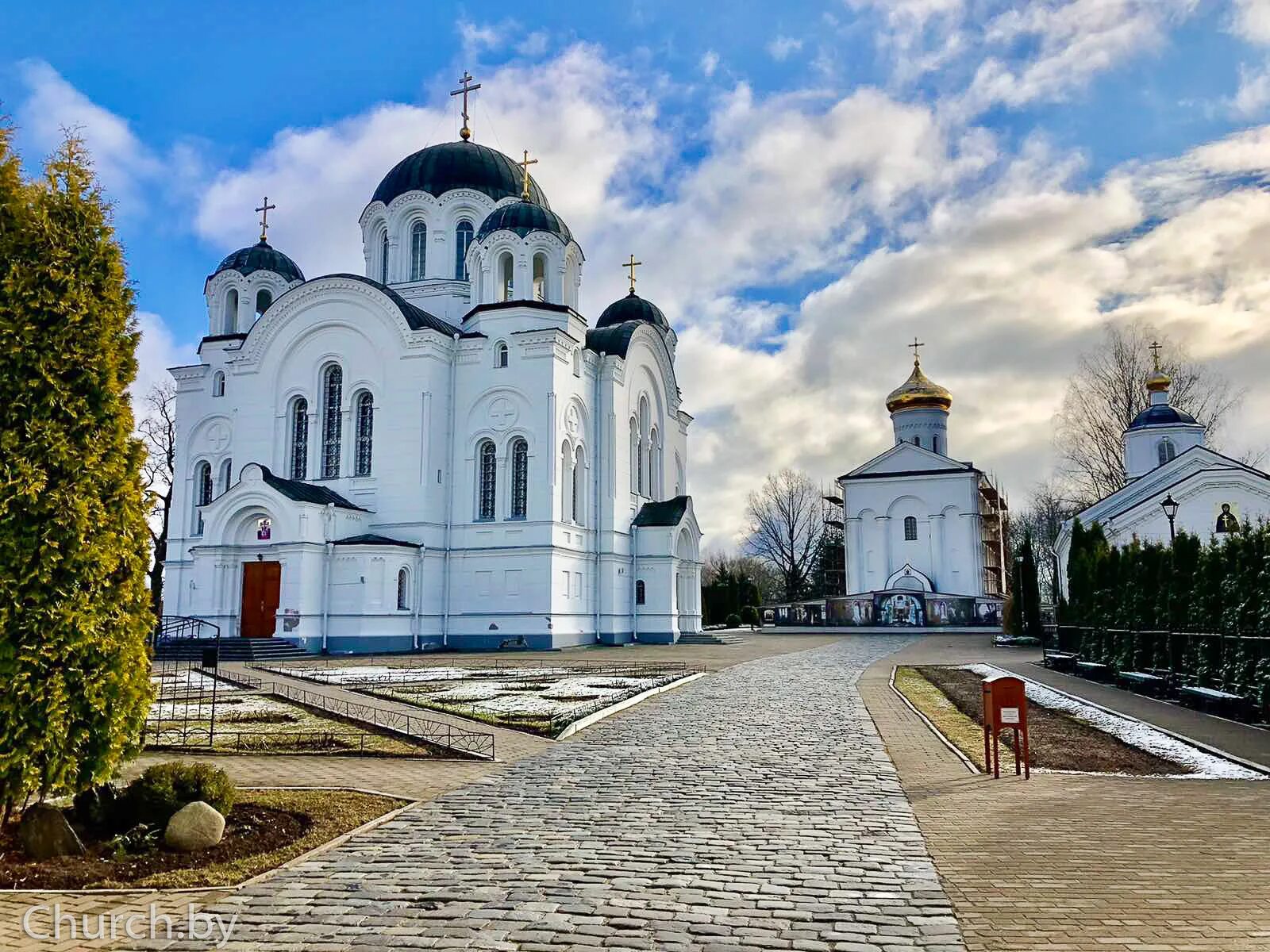 Полоцкий монастырь фото Предстоятель Белорусской Православной Церкви посетил Полоцкую обитель Епархии Бе