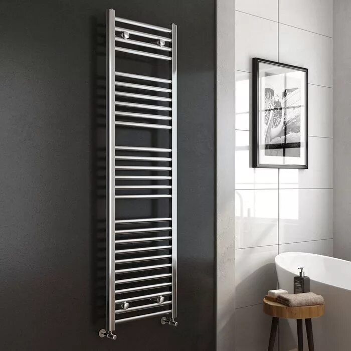 Полотенцесушитель фото в интерьере 1600x450mm - 25mm Tubes - Chrome Heated Straight Rail Ladder Towel Radiator Badk