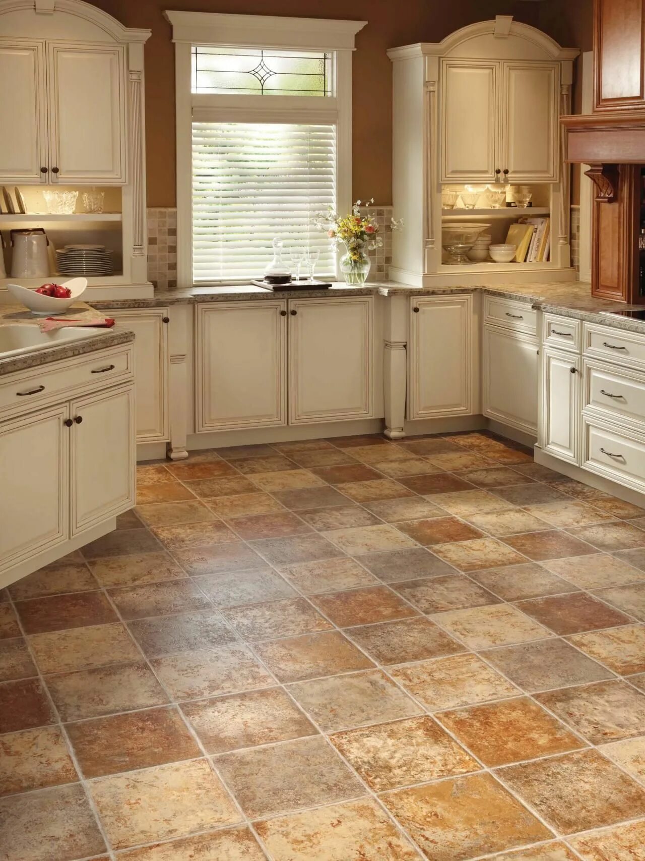 Половая плитка для кухни фото Vinyl Flooring in the Kitchen Kitchen tiles design, Vinyl flooring kitchen, Kitc