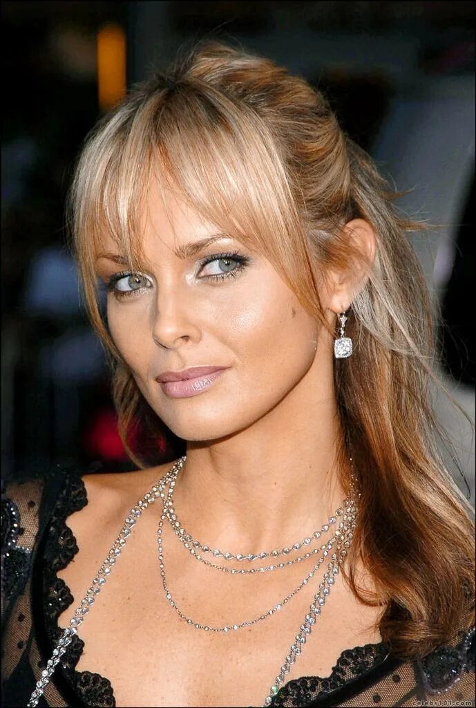 Польские актрисы фото Izabella Scorupco Picture - Izabella Scorupco Actresses Photo - Celebs101.com