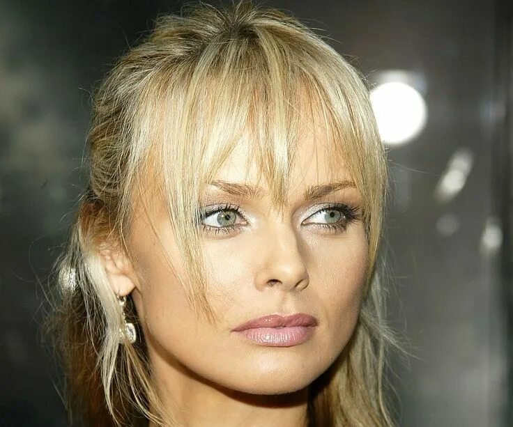 Польские актрисы фото izabella scorupco - Szukaj w Google Beauty, Beautiful eyes, Pretty face