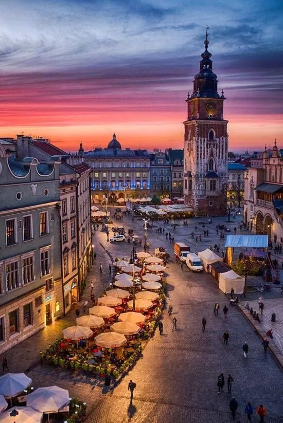 Польский города фото Krakow, Poland Cool places to visit, Places to visit, Beautiful places