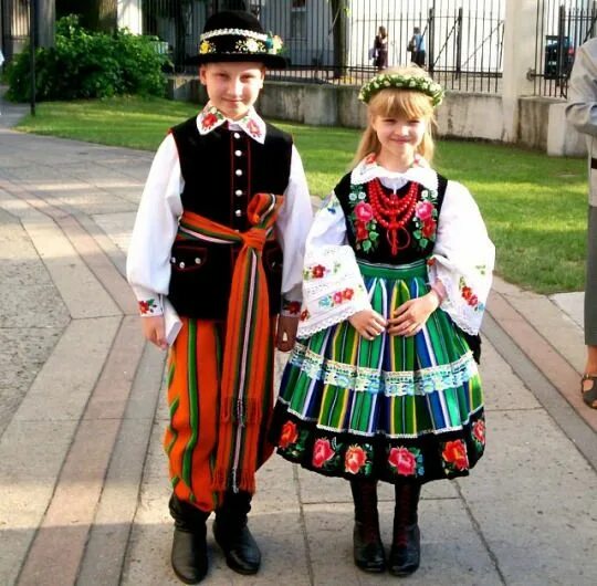 Польский национальный костюм женский фото Costumes from Łowicz. Photos © Grażyna (anaks). - Polish Folk Costumes / Polskie