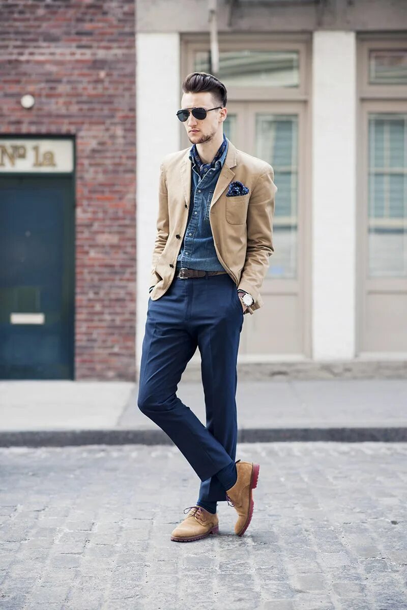 Полу классический мужской стиль Men's Tan Blazer, Blue Denim Shirt, Navy Dress Pants, Tan Suede Derby Shoes Blue