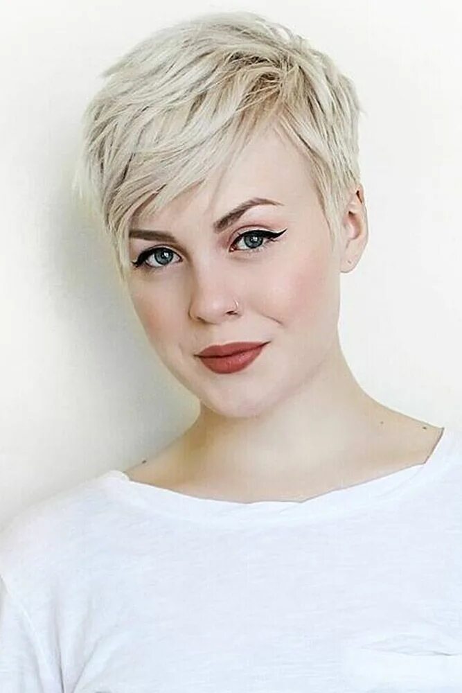 Полу короткие женские стрижки 170 Popular Pixie Cut Looks You’ll Instantly Adore In 2024 Frisuren, Haarschnitt