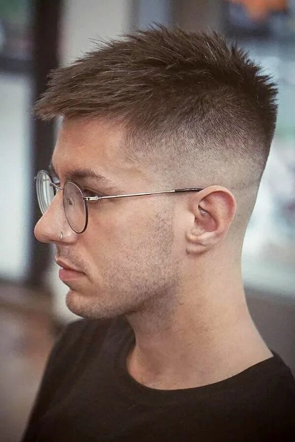 Полубокс стрижка мужская короткая с челкой Pin by Diego Espinoza on Cortes Hombre. Mens haircuts fade, Mid fade haircut, Fa